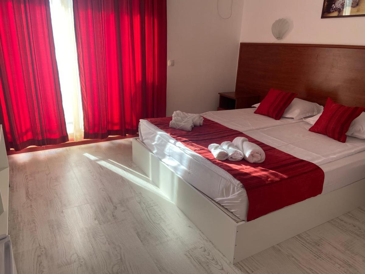 Ribarska Sreshta Family Hotel ツァレヴォ エクステリア 写真