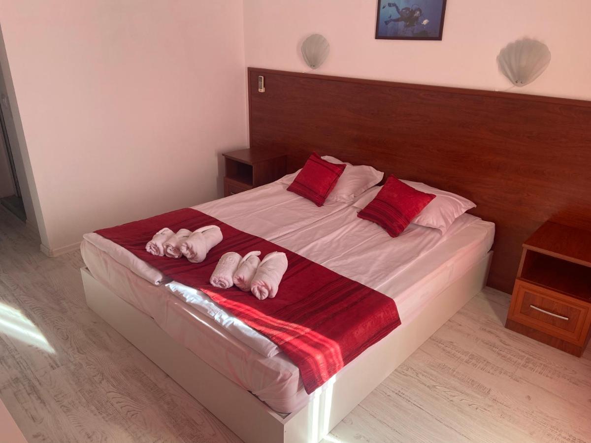 Ribarska Sreshta Family Hotel ツァレヴォ エクステリア 写真